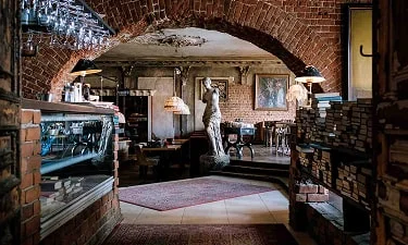 Погулять по историческому <br> центру